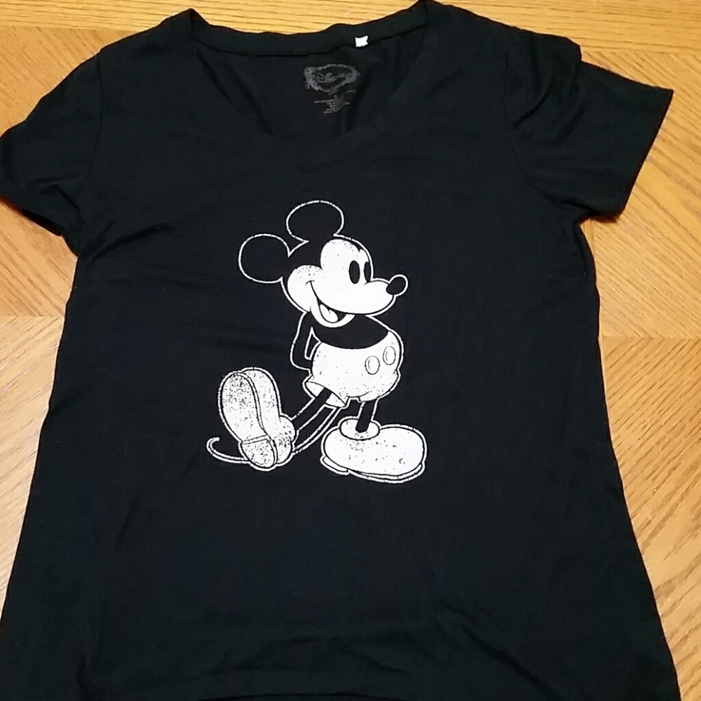 Disney tshirt